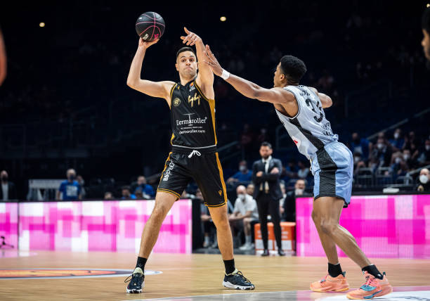 本场比赛 本场比赛